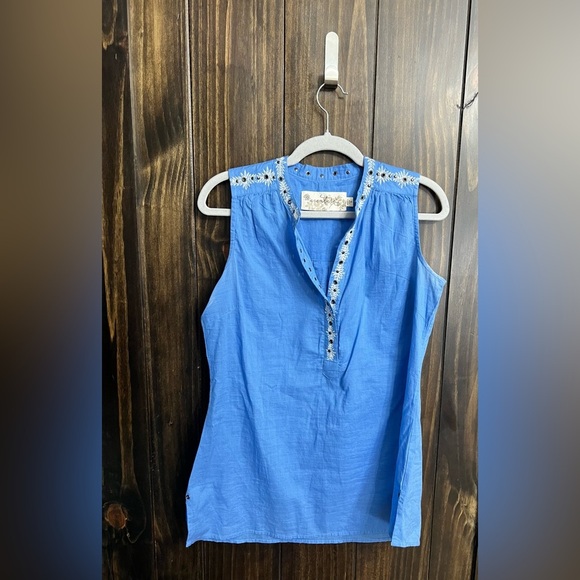 Aventura Blue Embroidered Sleeveless Top-size:small - Picture 2 of 10